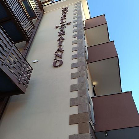 Hotel Traiano Civitavecchia Dış mekan fotoğraf