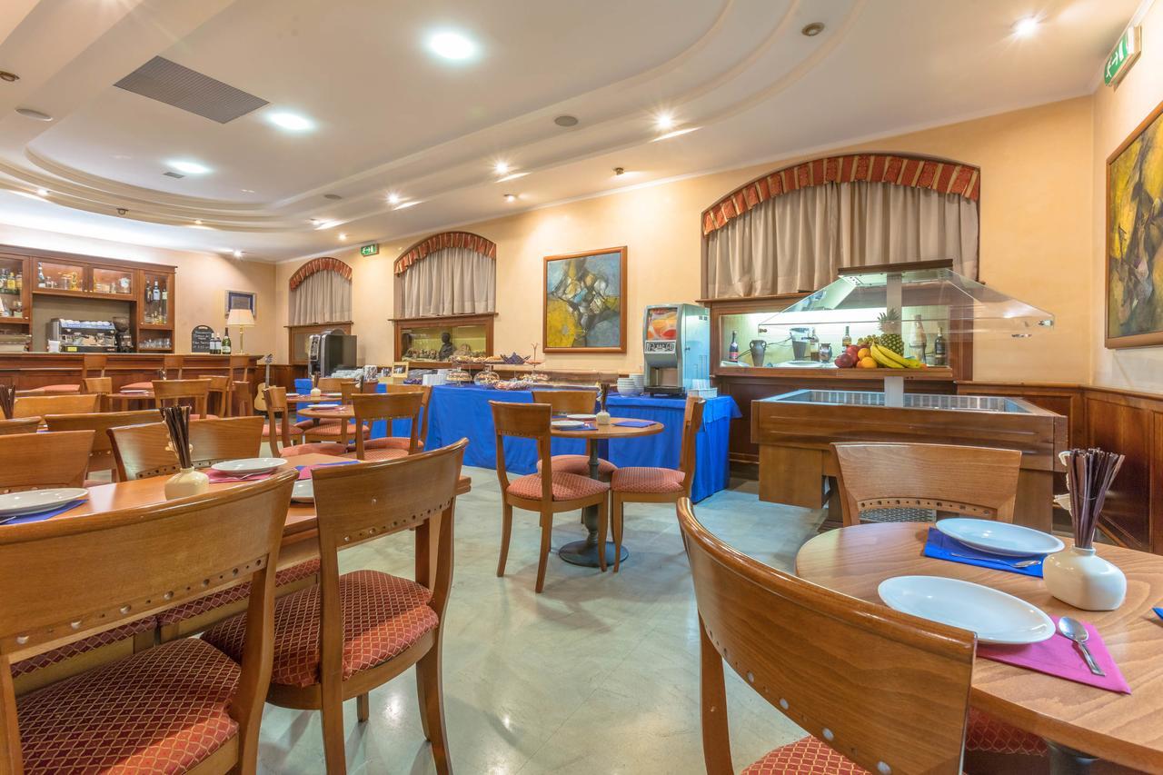 Hotel Traiano Civitavecchia Dış mekan fotoğraf